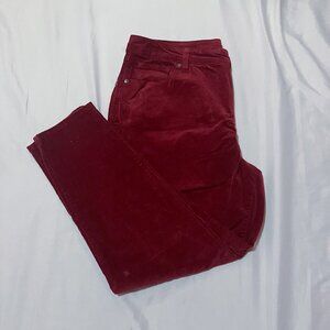 Corduroy high rise straight leg pants.